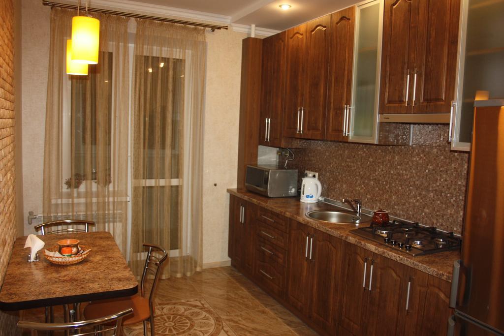Apartments In The City Center Poltava Eksteriør bilde